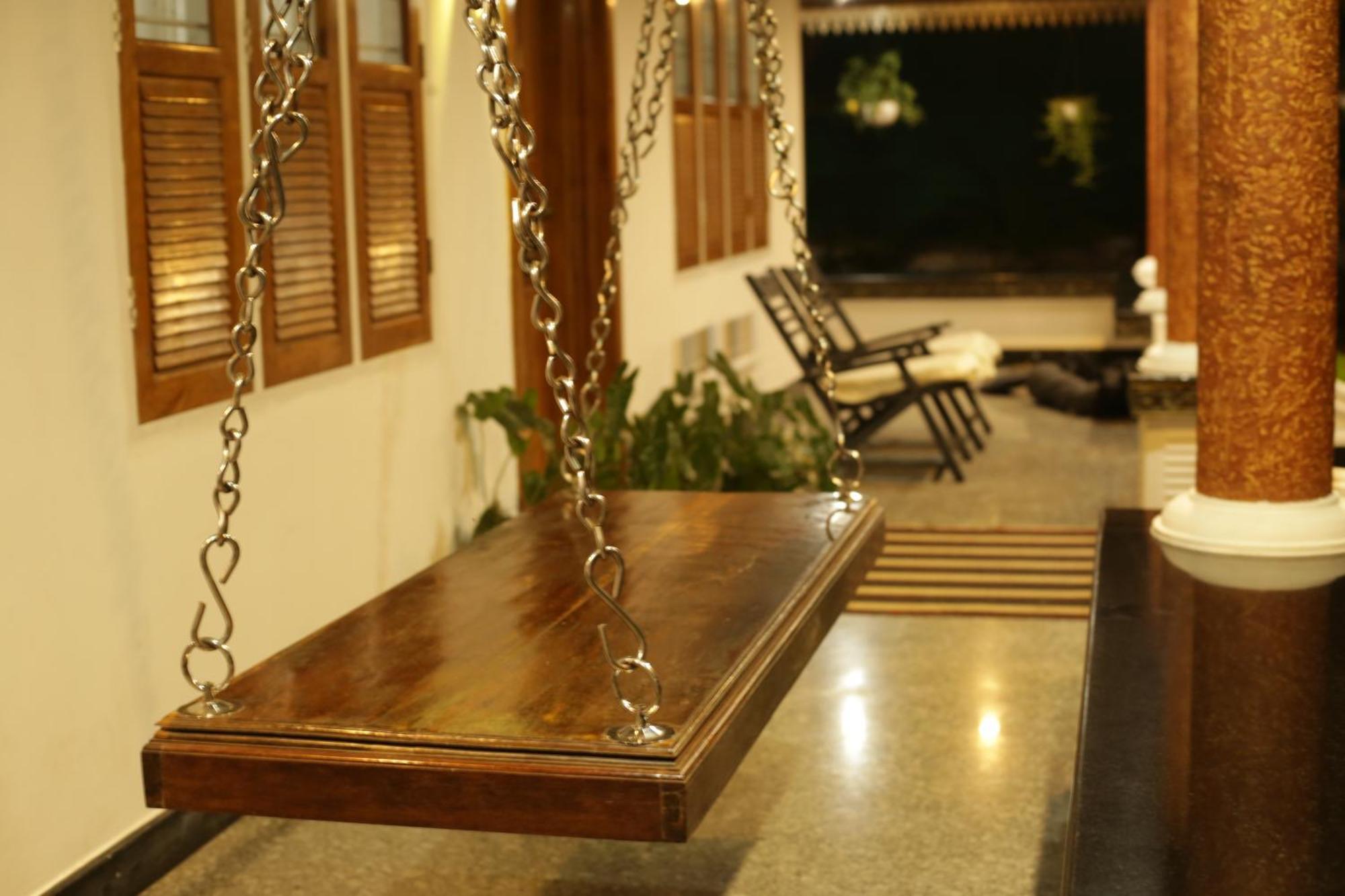 Mi Casa Tu Casa Homestay Kochi Exterior photo